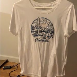 hollister classic tee shirt